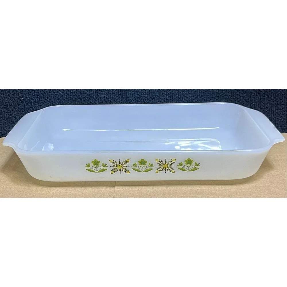Vintage Anchor Hocking Fire-King Meadow Green Oblong Baking Dish‎ USA Milk Glass